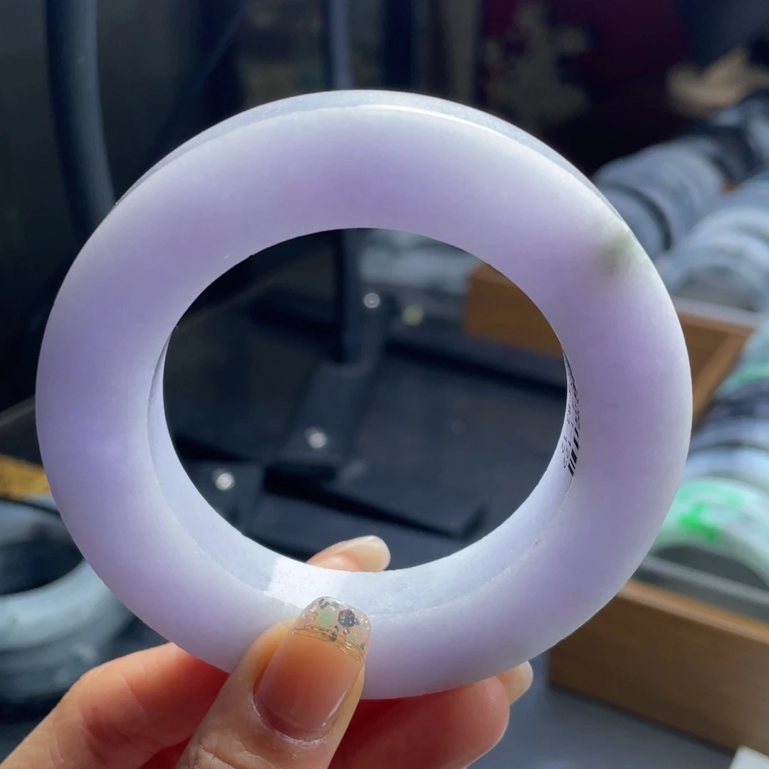 定制翡翠未镶嵌翡翠手镯