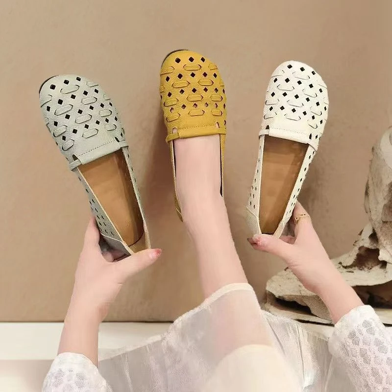 2025夏季新款镂空洞洞鞋牛筋软底一脚蹬休闲透气妈妈鞋平底单鞋女