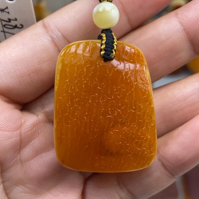 【闪购商品】琥珀颈饰未镶嵌