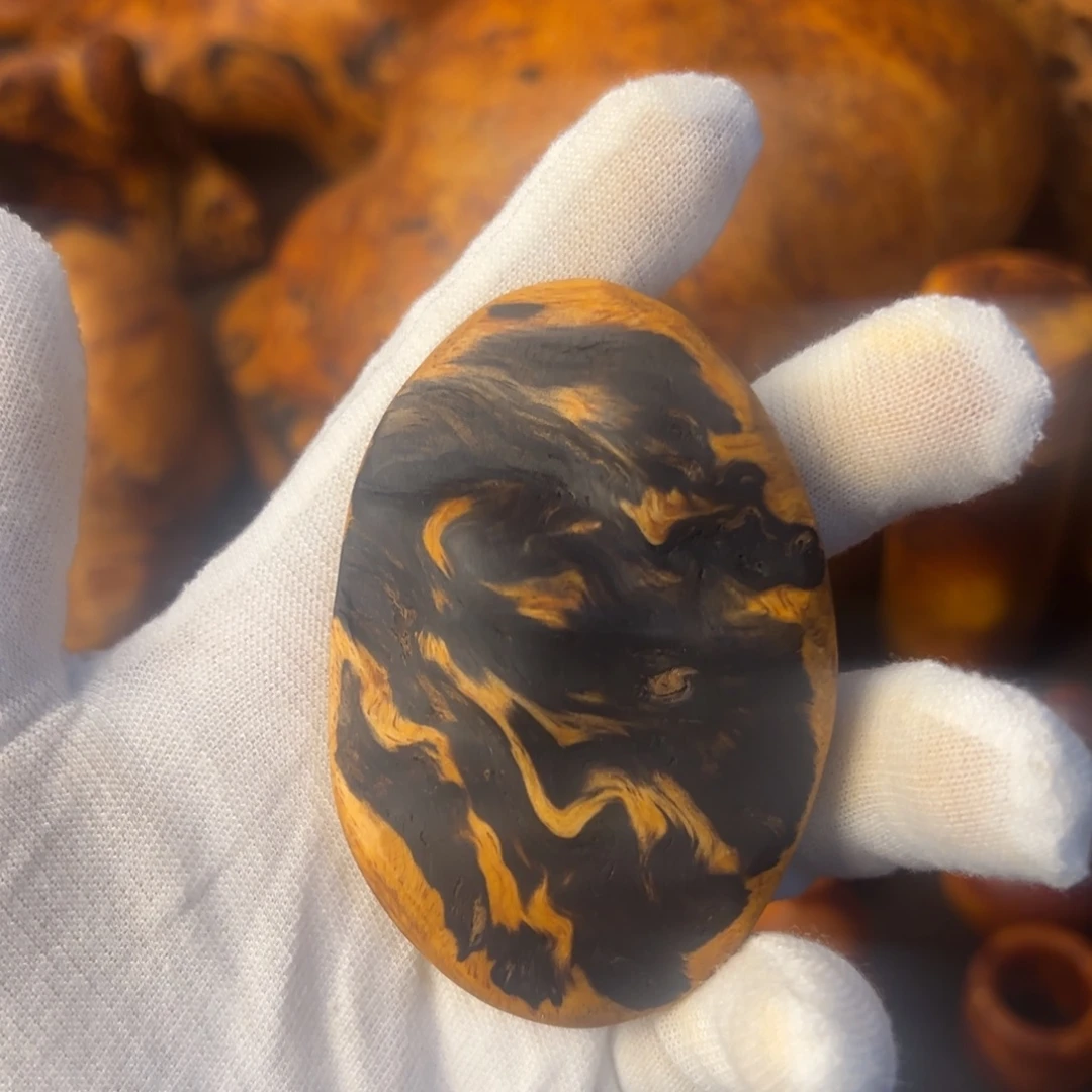 王***赢琥珀木长白山琥珀木