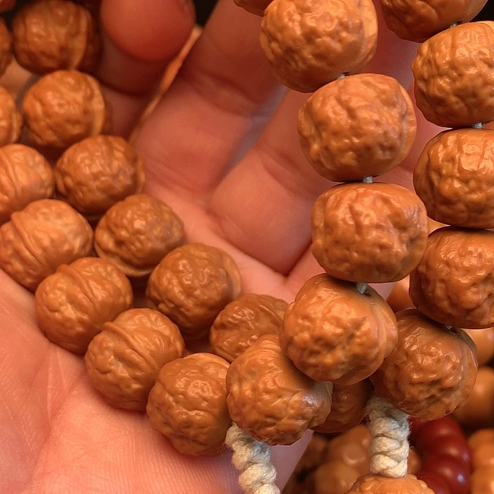文玩核桃手串旋****.产总