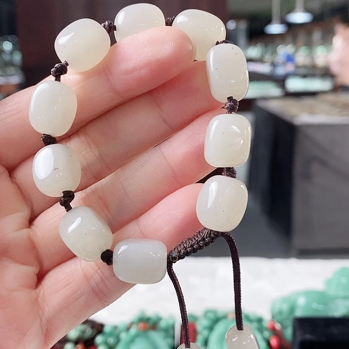 密玉（石英质玉）毛衣链未镶嵌