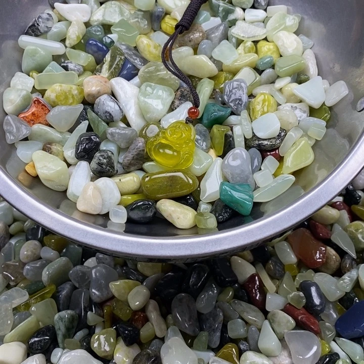 蛇纹石玉鱼缸石未镶嵌