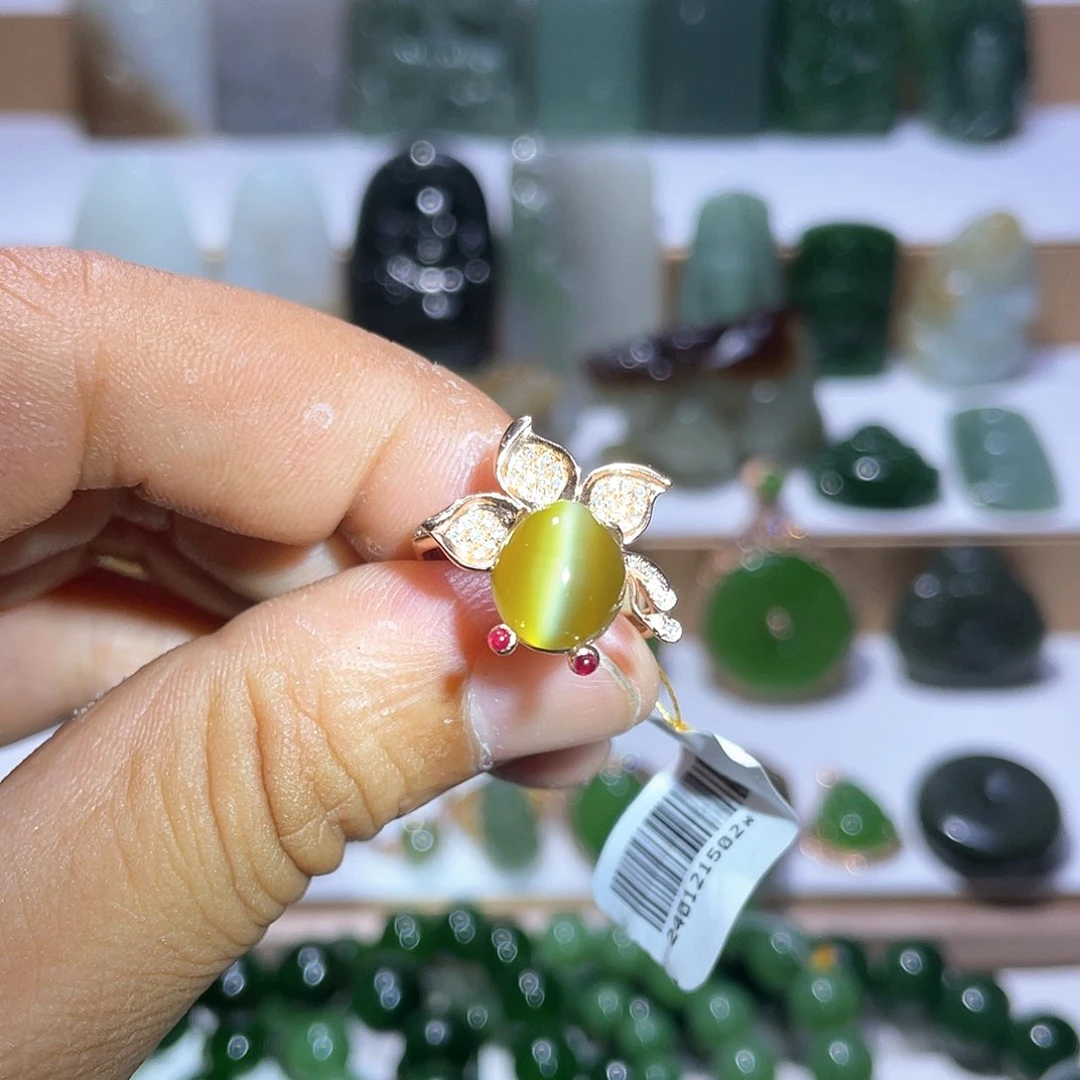 和田玉戒指18K金镶嵌黄金猫眼