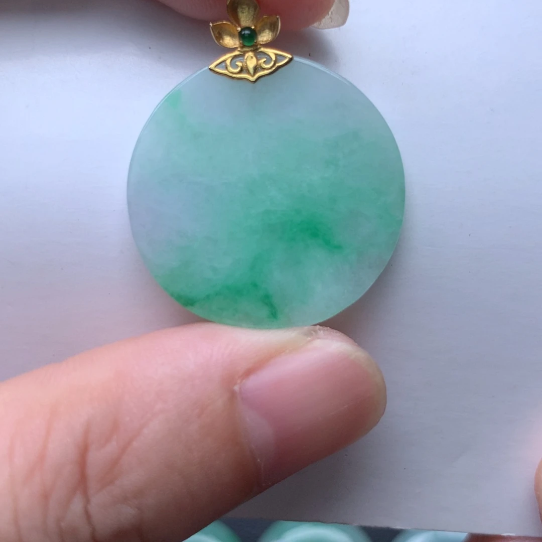 翡翠18K金镶嵌吊坠(不含链)