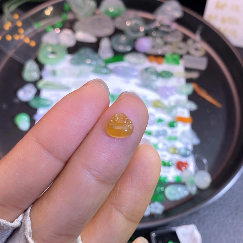 【闪购商品】翡翠挂件未镶嵌佛