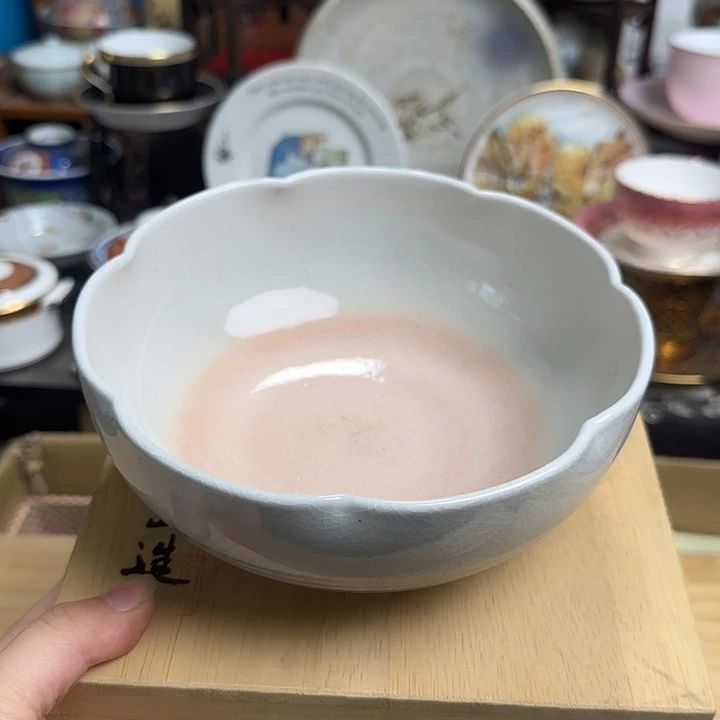 瓷片粉萩带款钵啊啊啊啊啊啊啊