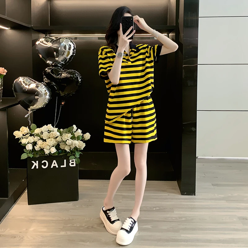 网红短袖黄色条纹套装女夏季减龄宽松显瘦气质时尚短袖短裤两件套