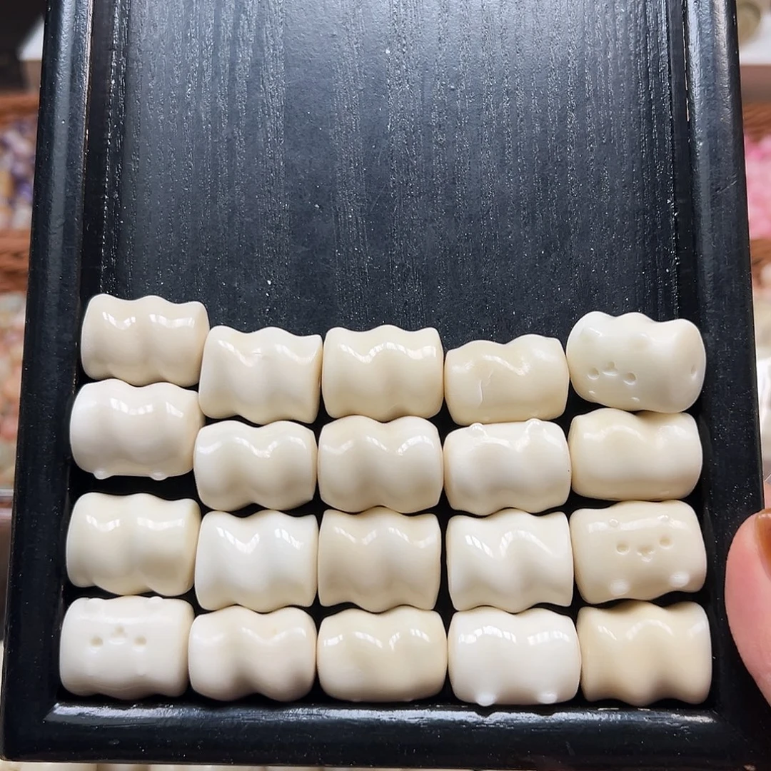 手串菩提根/象牙果瑕疵扭扭猪10颗