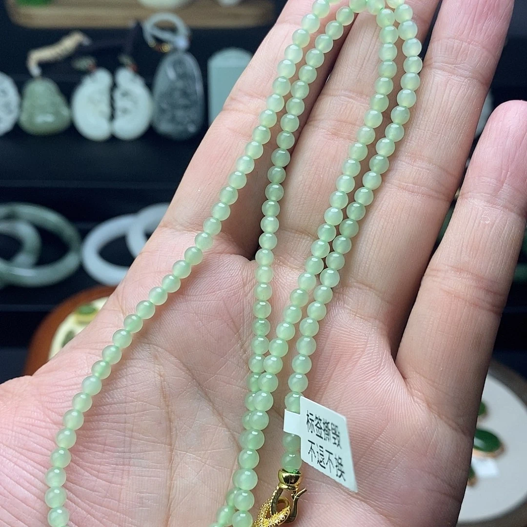 颈饰未镶嵌和田玉