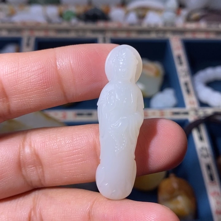 颈饰未镶嵌和田玉