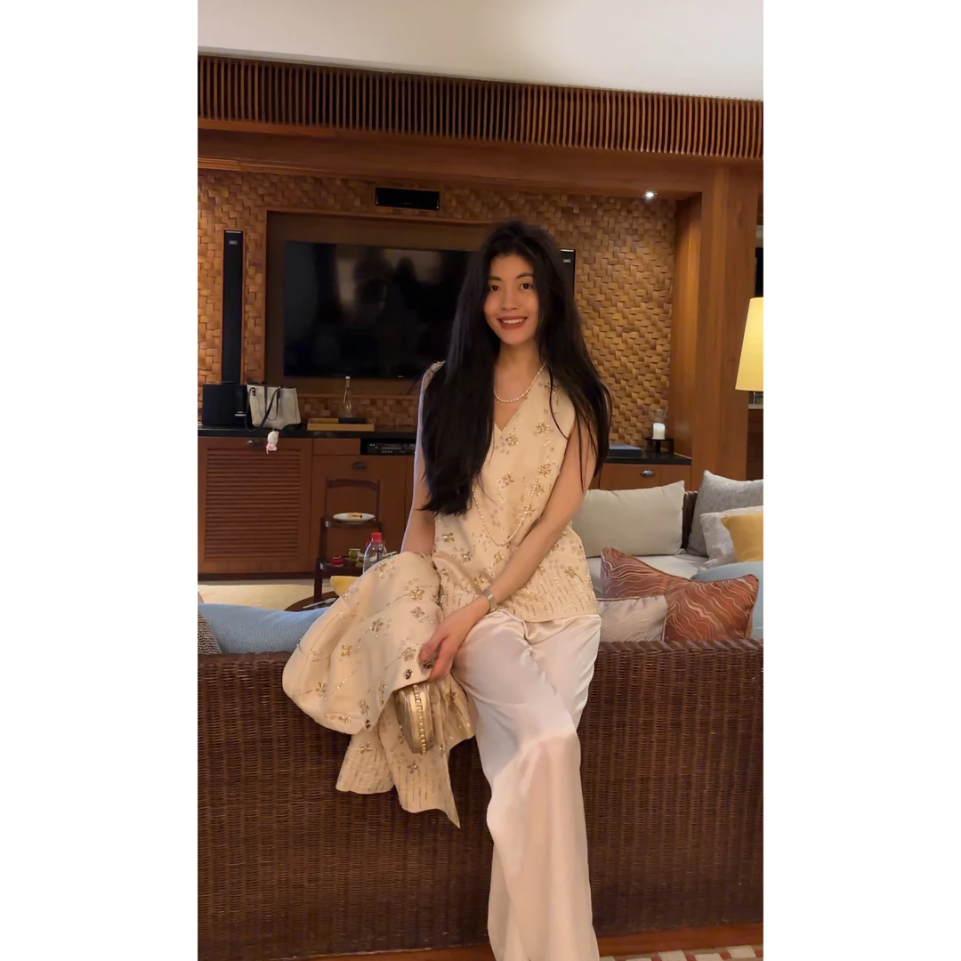 N.COU妮蔻25春新款轻奢时髦洋气高级感重工钉钻小香风套装DY80368