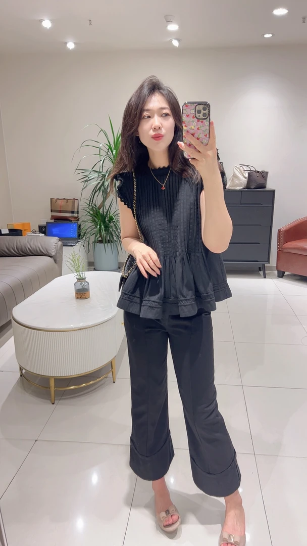 【雅祺YAQI】设计师品牌后背排扣背心上衣