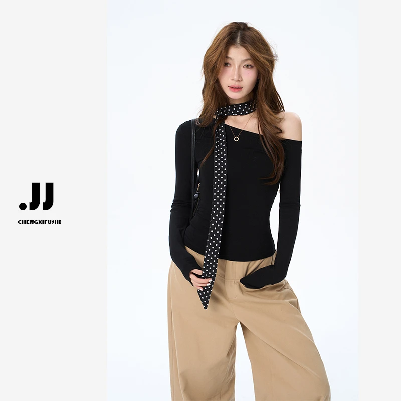 Y3557【早秋艺术】INS风辣妹设计感纯欲风修身型落肩紧身T恤长袖