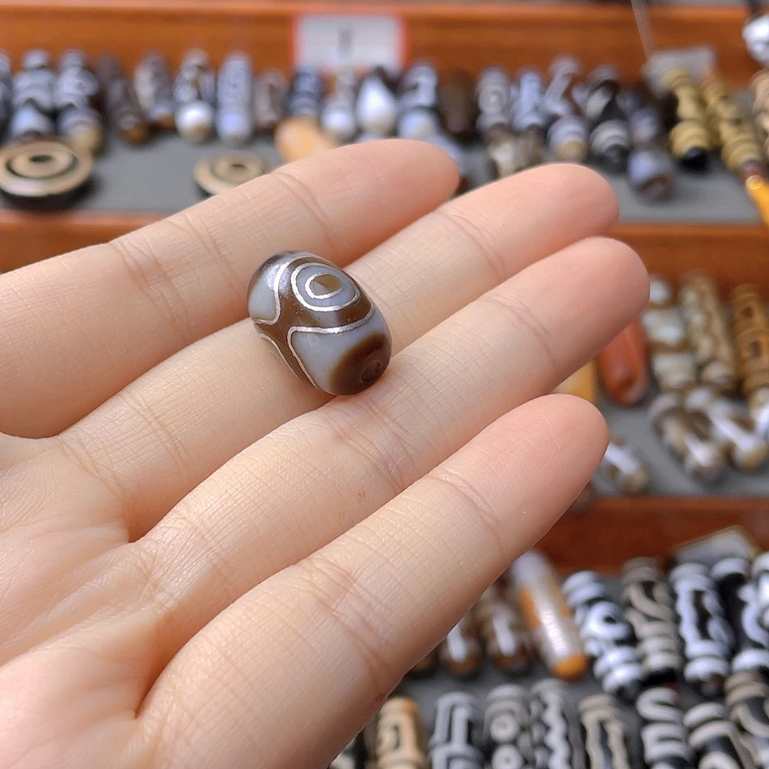 玛瑙/玉髓颈饰未镶嵌藜*