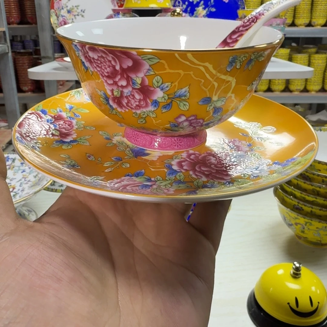 景德镇珐琅彩餐具1套