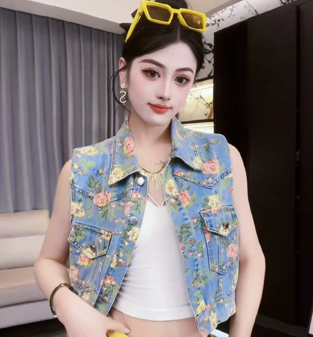 莹莹红人馆【XIAOYU】时尚气质百搭印花牛仔马甲50370428 445