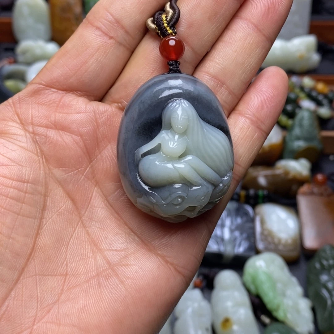 和田玉未镶嵌颈饰