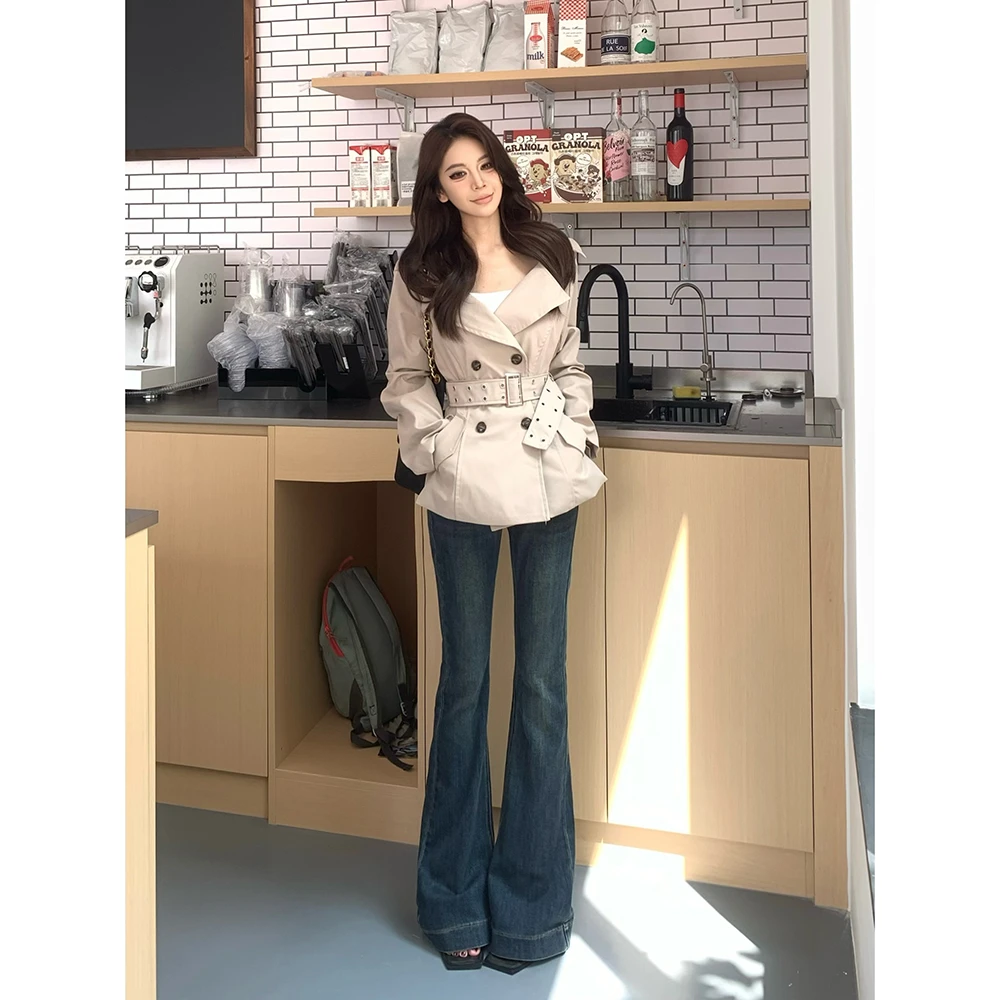 血色樱桃加绒微喇牛仔裤女2025秋冬新款复古港风设计感低腰喇叭裤