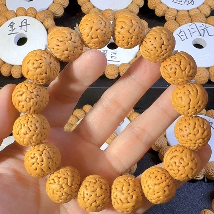 大***哥桃核吊坠盘锦奶豆肌肉纹