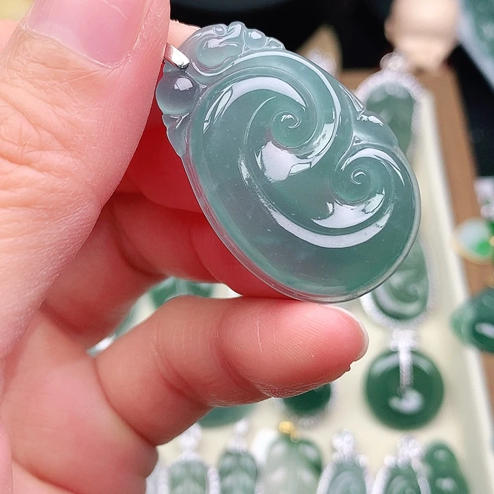 颈饰银S925镶嵌翡翠吊坠