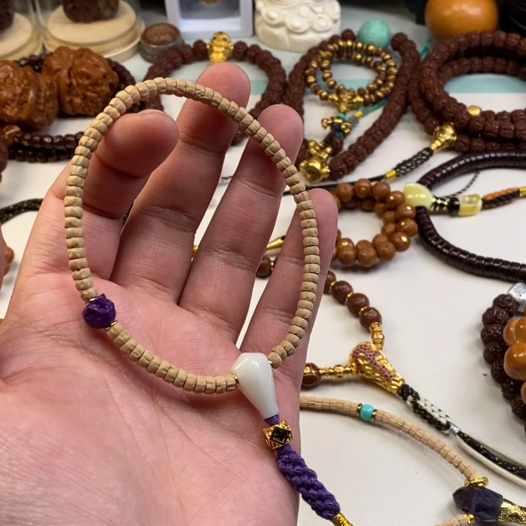 柏香籽/百香籽吊坠。。。。。。。。。。。