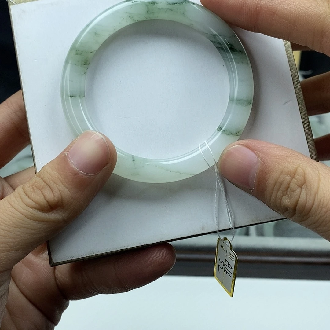 石英质玉未镶嵌手镯52圈口