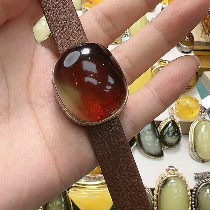琥珀未镶嵌珠宝奇石