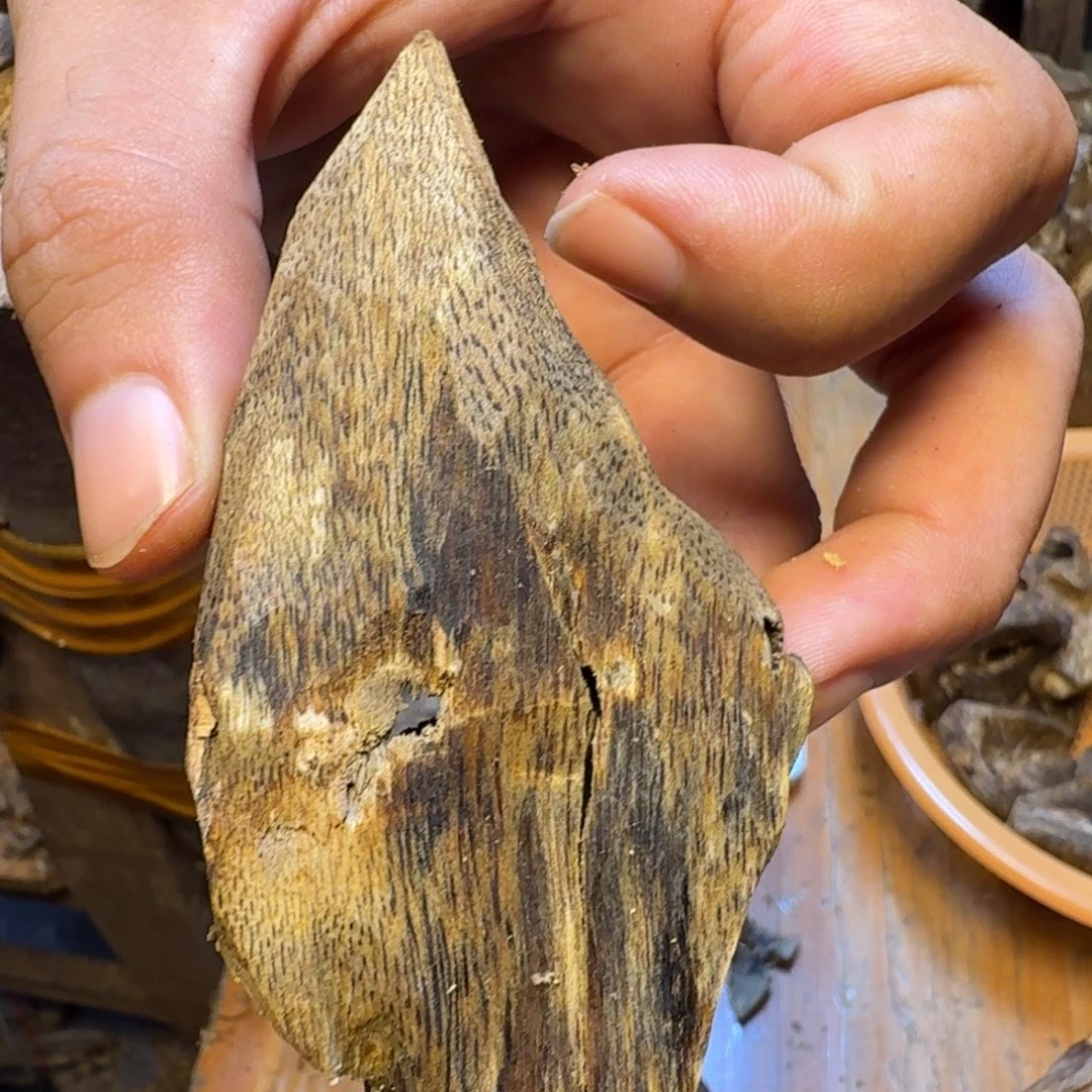 沉香块料沉香块料