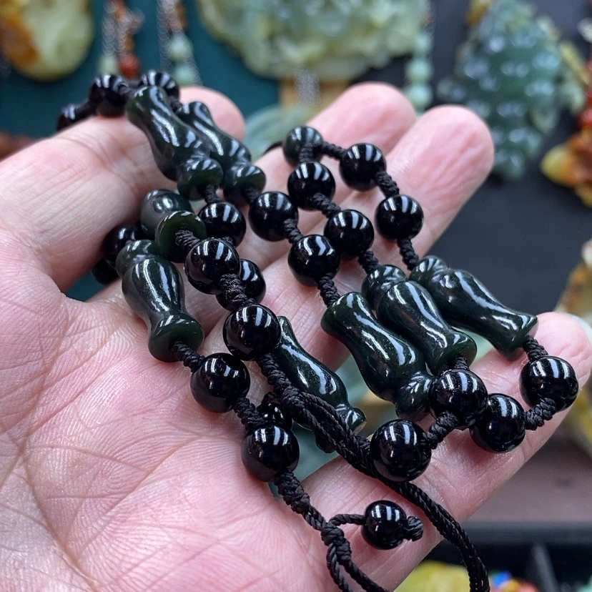 【闪购商品】未镶嵌蛇纹石玉吊坠《****佛