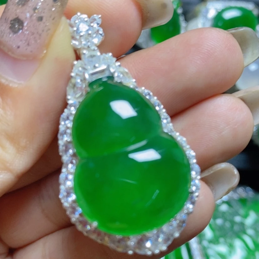 【闪购商品】翡翠挂件银S925镶嵌葫芦