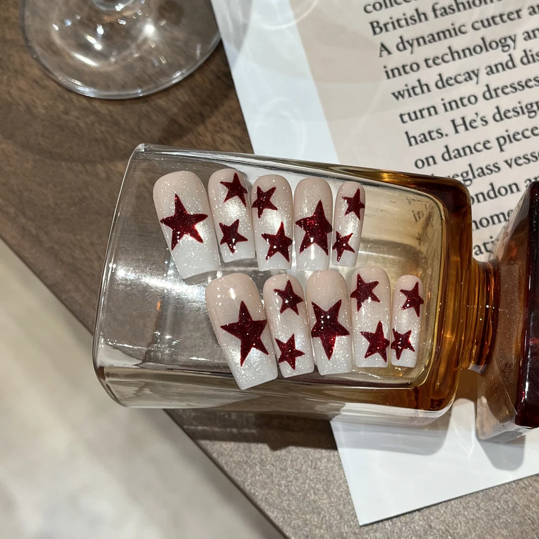 全手绘五角星 爆闪碎钻 冬日美甲