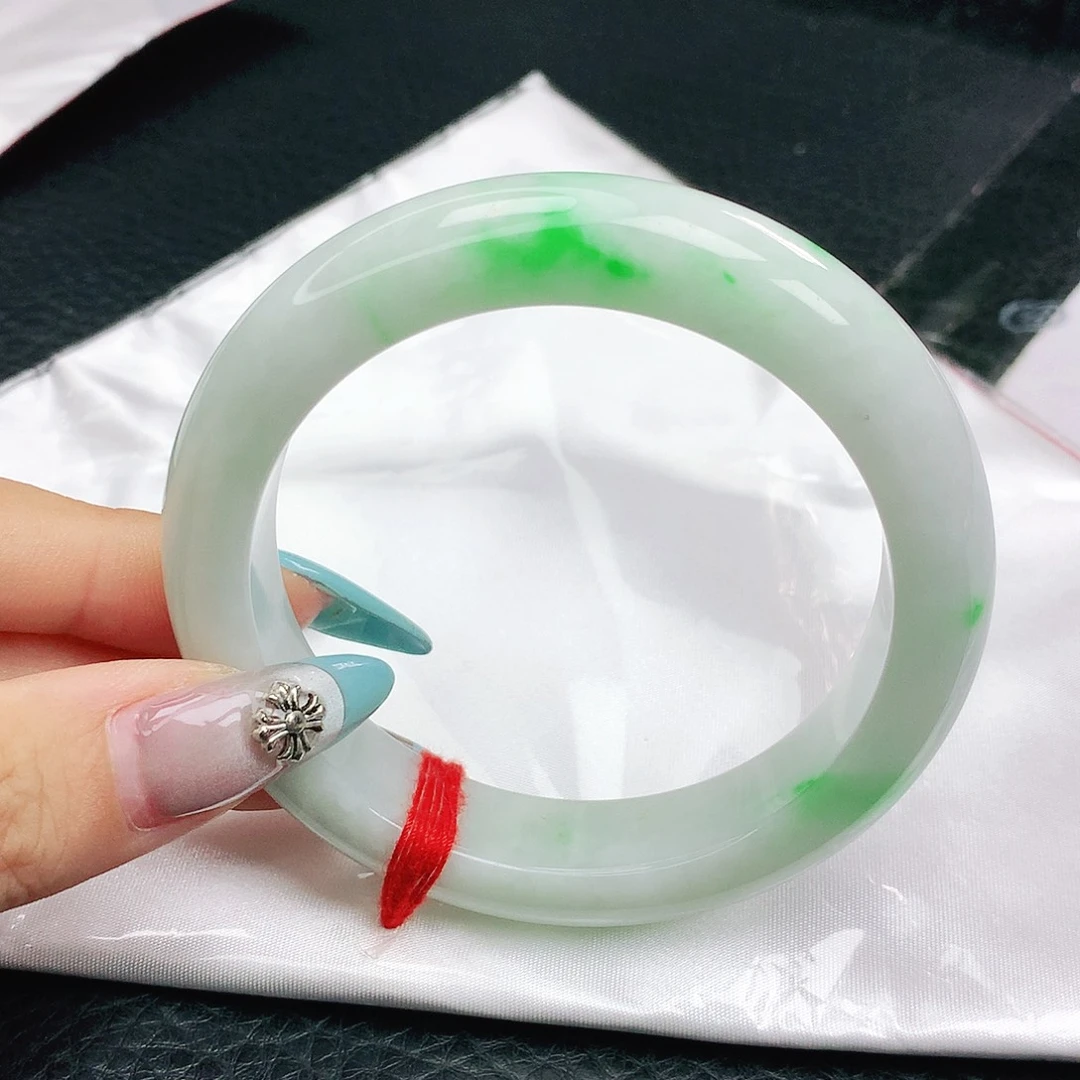 翡翠手镯未镶嵌翡翠57.5牛奶底飘阳绿正圈