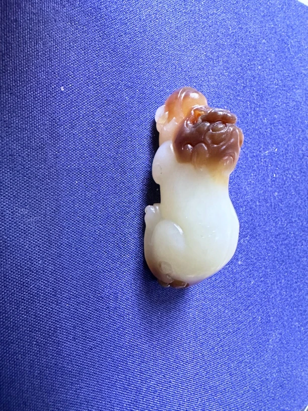 新疆和田玉糖白貔貅