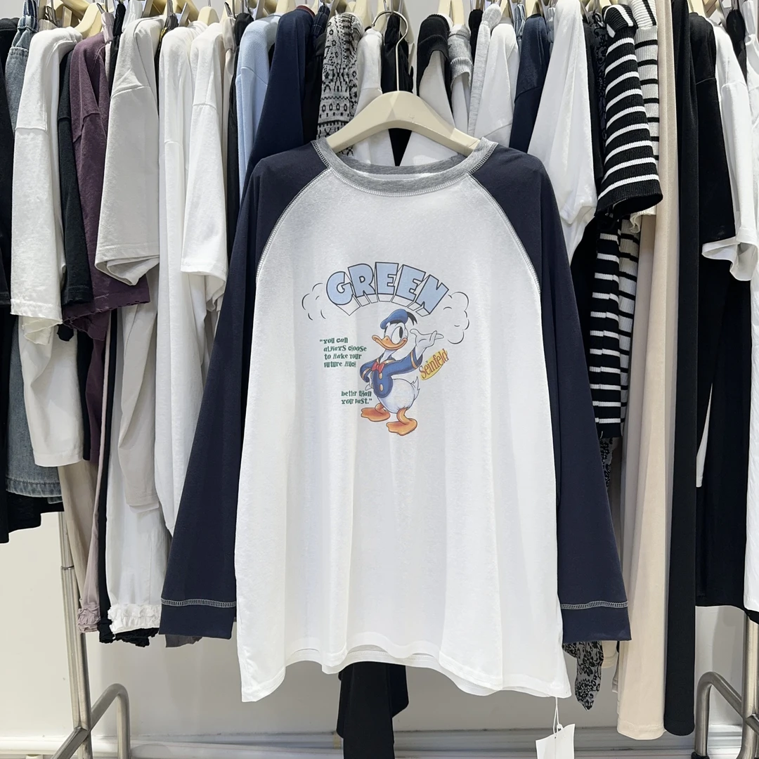 （沈阳五爱女装）6110插肩鸭子拼接上衣