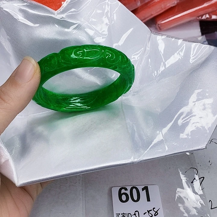 翡翠未镶嵌手镯一图一物实物为准