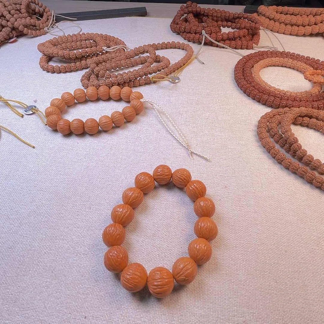 吊坠柏香籽/百香籽?****界哈哈哈哈哈哈哈哈哈哈哈