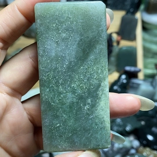 未镶嵌和田玉（糖玉）珠宝半成品