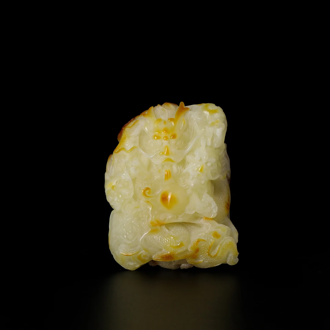 天然原矿蜜蜡雕刻龙戏珠（曹智作品）约86.5x63x26mm95g11250108-22