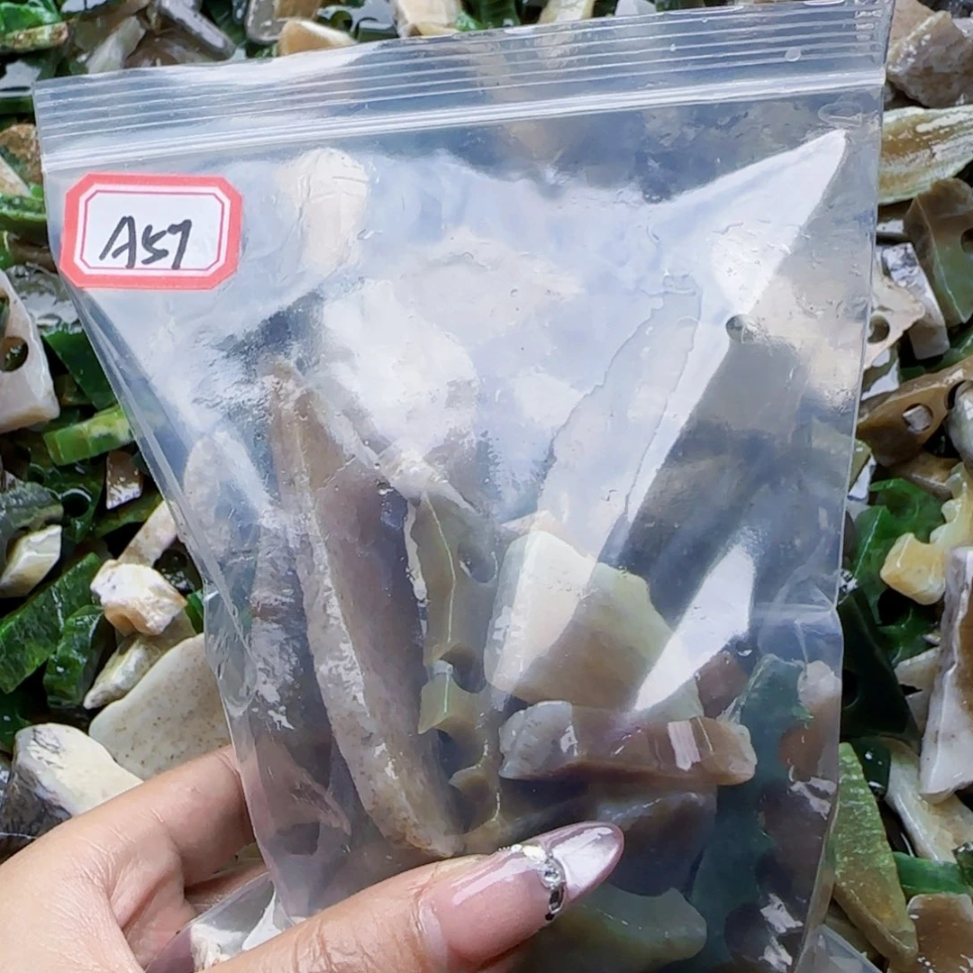 美***堂和田玉未镶嵌珠宝半成品