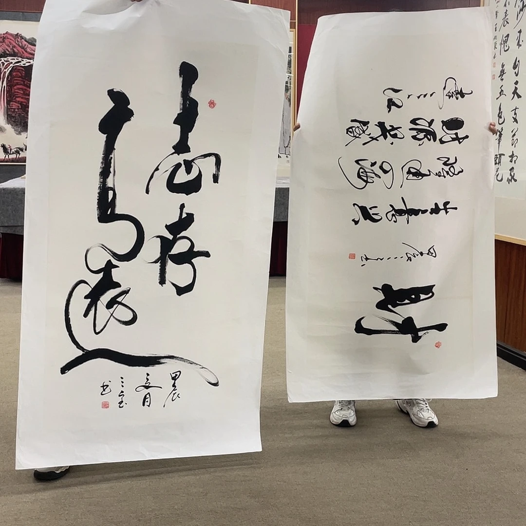 国画可口可乐杯。可口可乐公司在公司