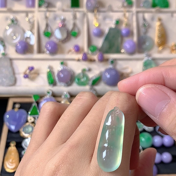 翡翠未镶嵌吊坠(不含链)裸石