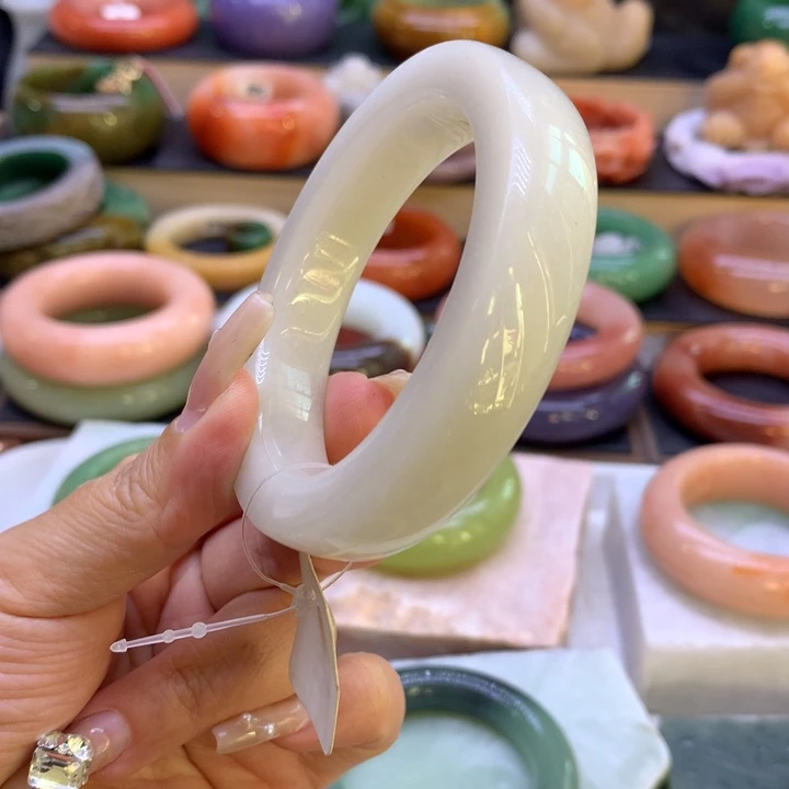 石英岩玉未镶嵌13468975444