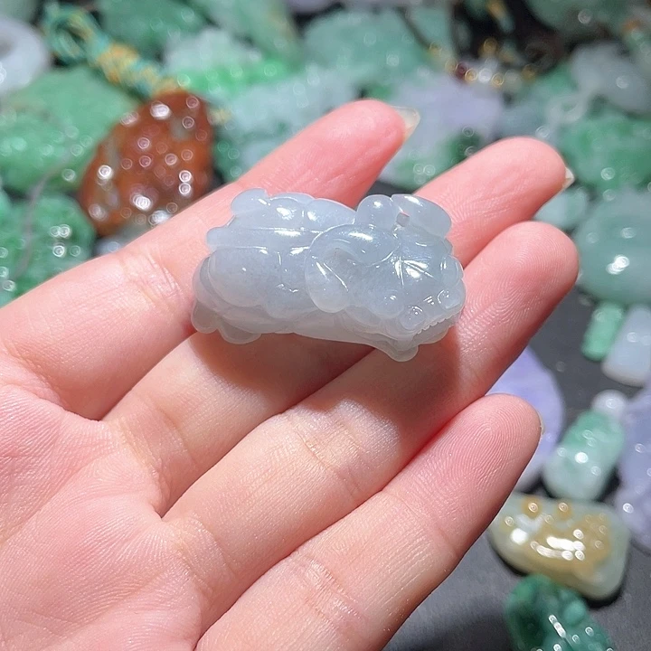 颈饰未镶嵌翡翠天