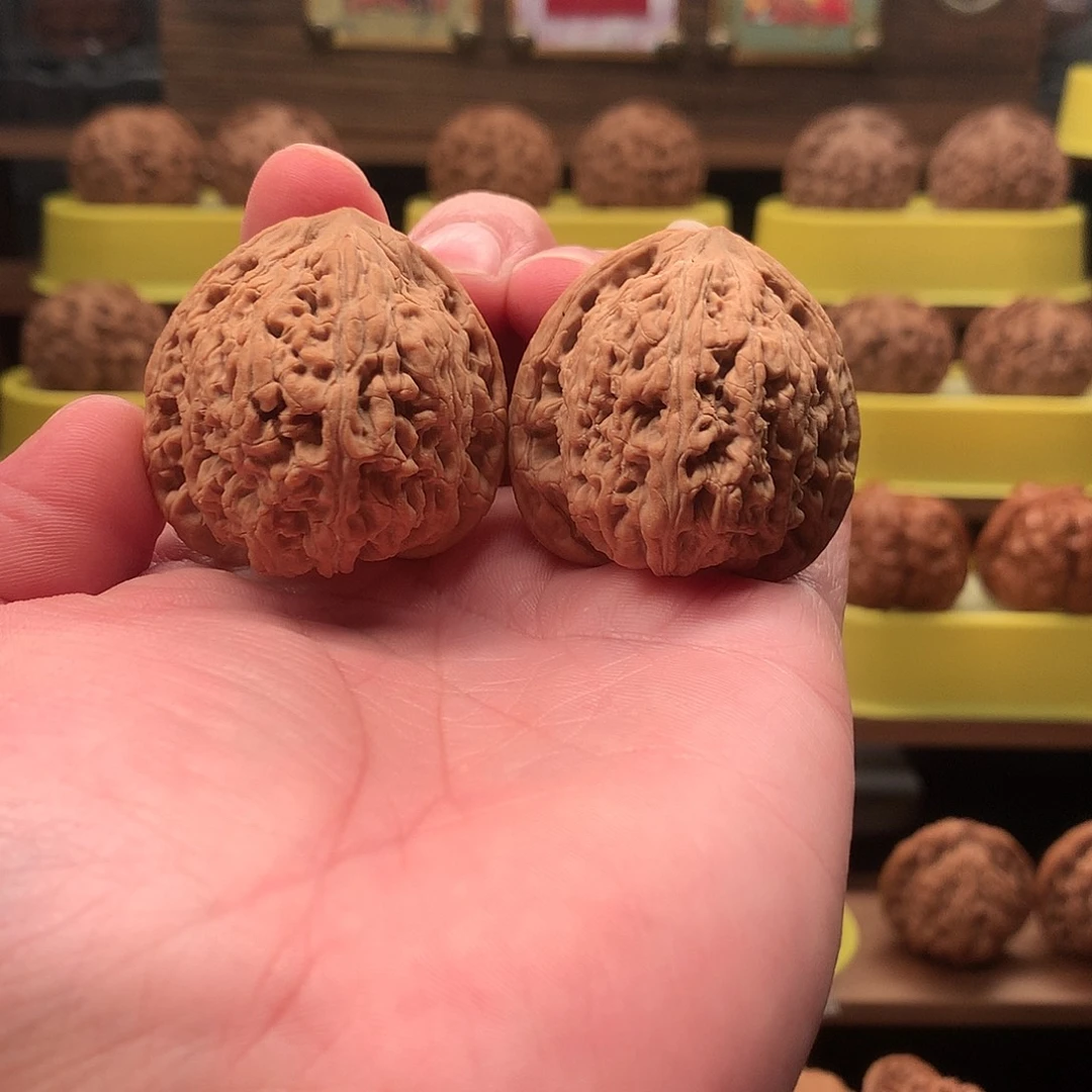 文玩核桃吊坠承德密纹