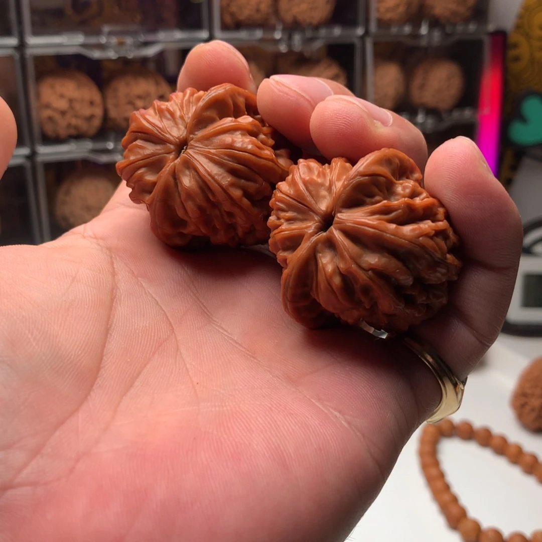 ****J桃核吊坠芭蕉扇666888