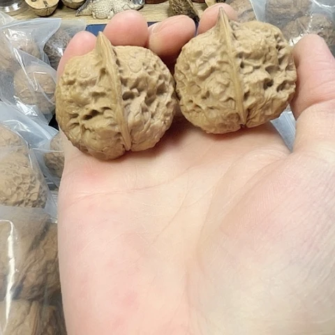 文玩核桃把件七彩雷龙带彩练手对41