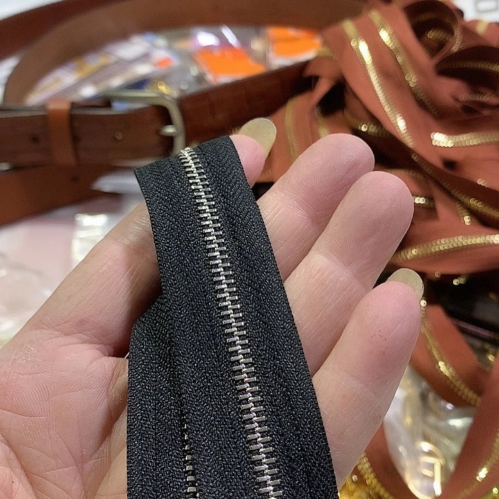 无纺布皮革3号黑布银牙拉链2米