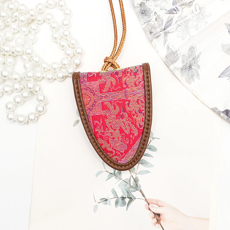 磁吸挂脖太阳眼镜盒收纳挂饰防丢眼镜绳手工时尚民族风便携眼镜链