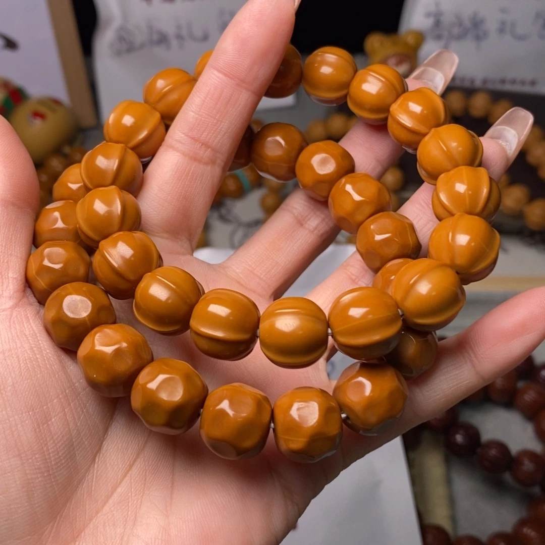 猴头核桃手串奶酪鲨鱼